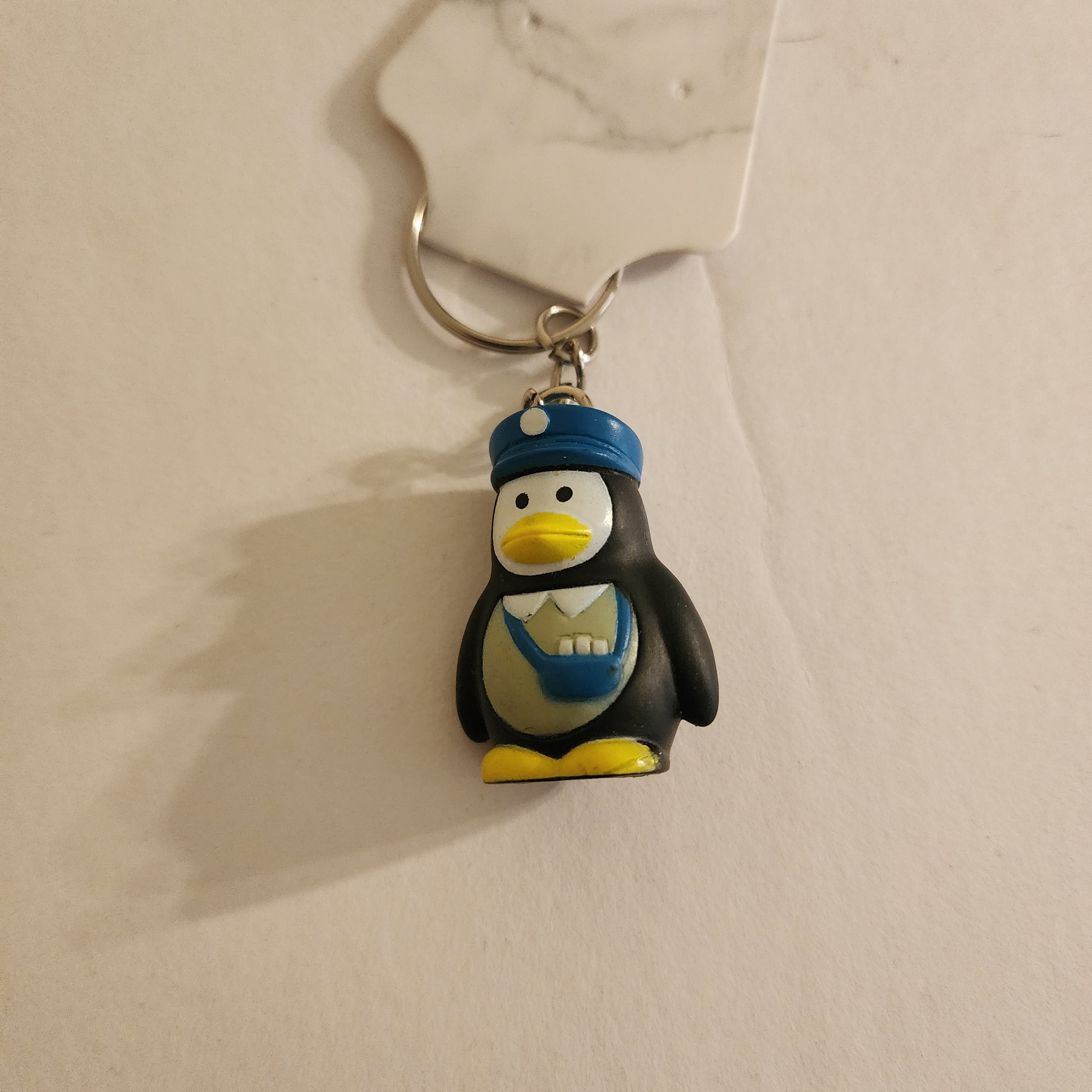 209 - Penguin PVC Keychains