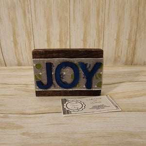 Joy Wooden Shelf Sitter